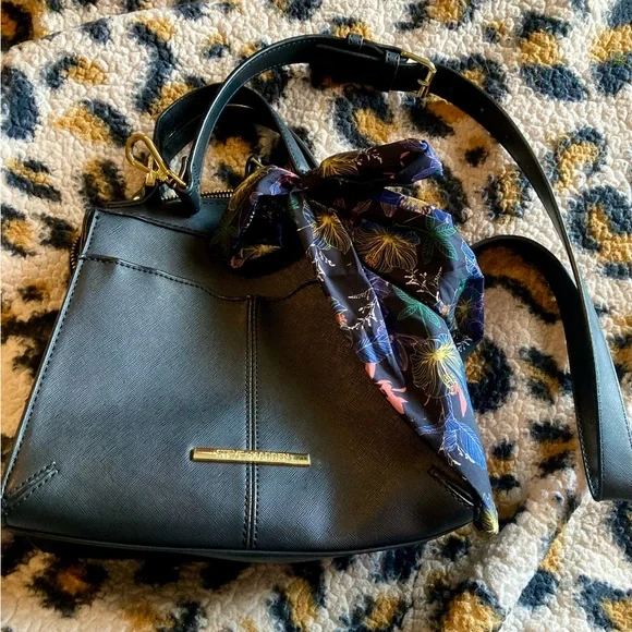 STEVE MADDEN BLACK SMALL PURSE WITH SCARF ACCENT AND DETACHABLE STRAP